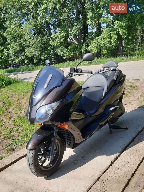 Макси-скутер Honda Forza 250 2008 в Городке фото 2 Макси-скутер Honda Forza 250 2008 в Городке