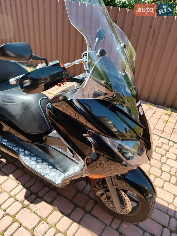 Максі-скутер Honda Forza 250 2007 в Києві