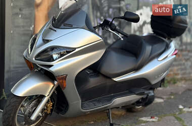 Макси-скутер Honda Forza 250 2005 в 