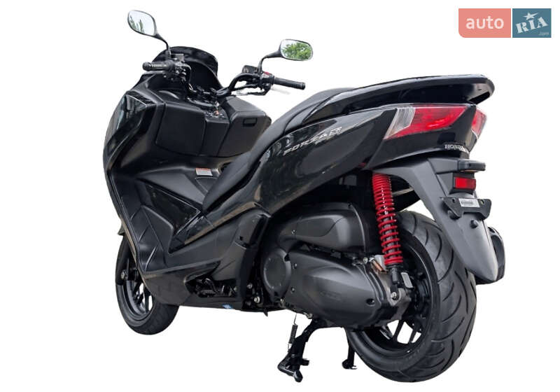 Макси-скутер Honda Forza 250 2013 в Хмельницком фото 12 Макси-скутер Honda Forza 250 2013 в Хмельницком