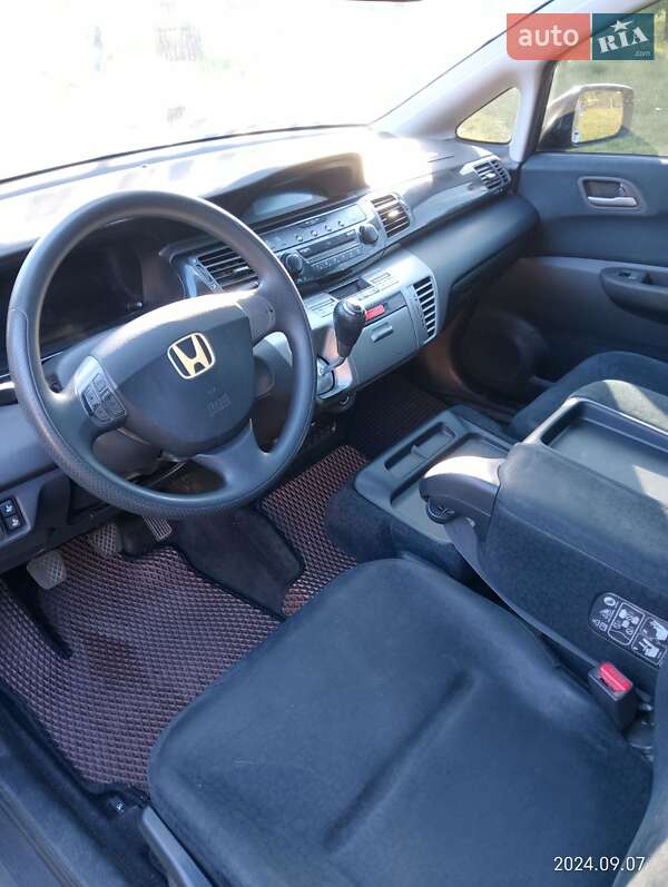Микровэн Honda FR-V 2005 в Сарнах фото 5 Микровэн Honda FR-V 2005 в Сарнах