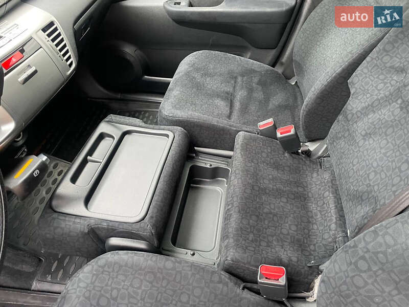 Микровэн Honda FR-V 2006 в Луцке