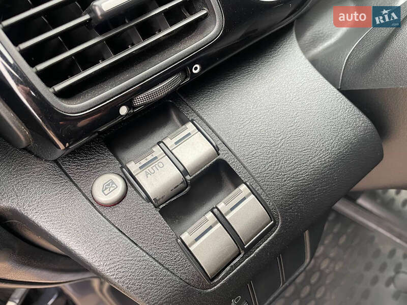 Микровэн Honda FR-V 2006 в Луцке