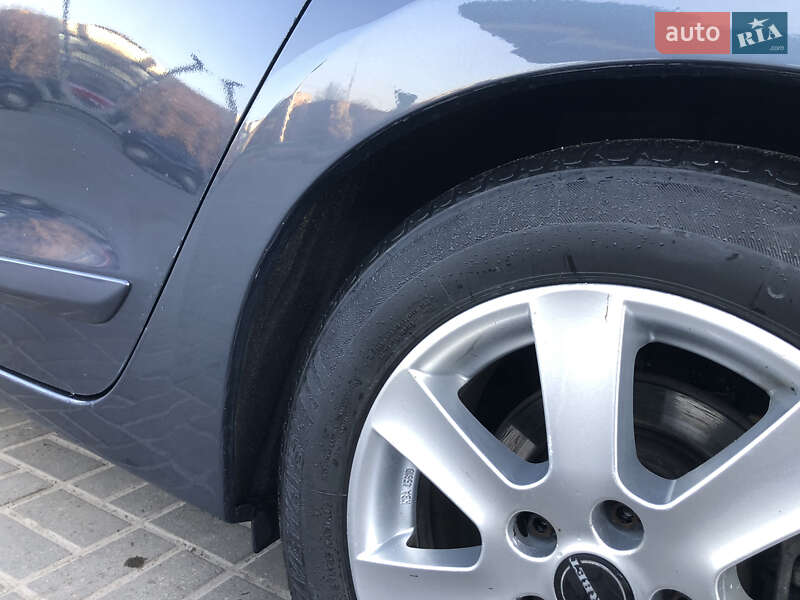 Микровэн Honda FR-V 2006 в Луцке