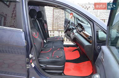 Микровэн Honda FR-V 2006 в 