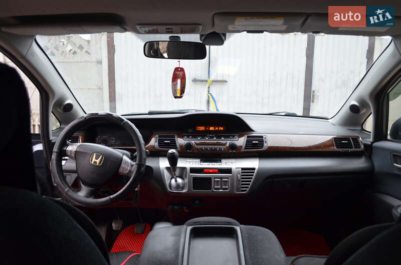 Микровэн Honda FR-V 2006 в Чернигове