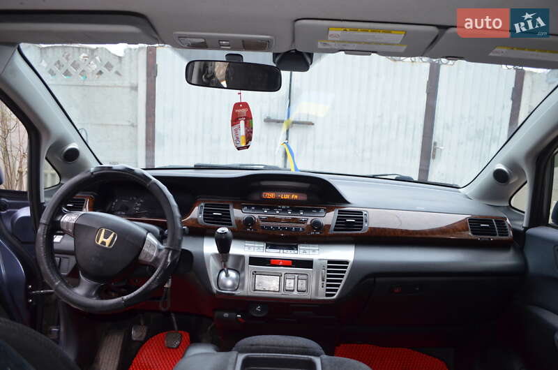 Микровэн Honda FR-V 2006 в Чернигове