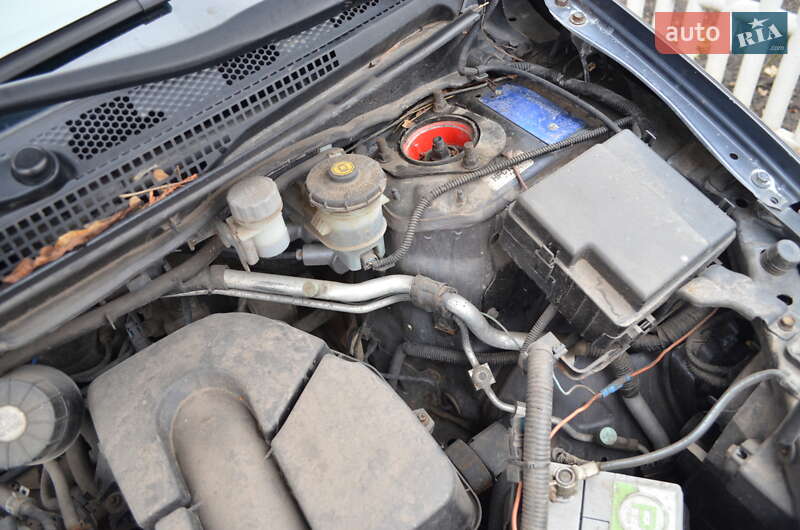 Микровэн Honda FR-V 2006 в Чернигове