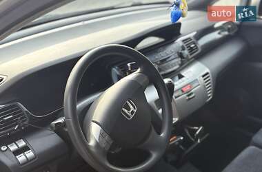 Микровэн Honda FR-V 2005 в 