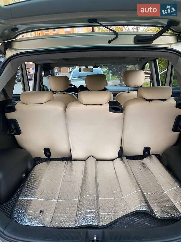 Микровэн Honda FR-V 2005 в Киеве фото 16 Микровэн Honda FR-V 2005 в Киеве