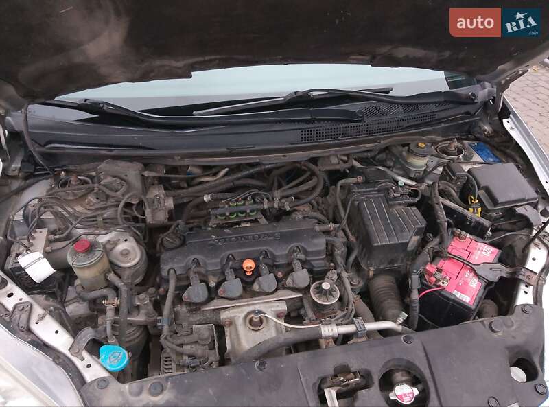 Микровэн Honda FR-V 2008 в Коростене