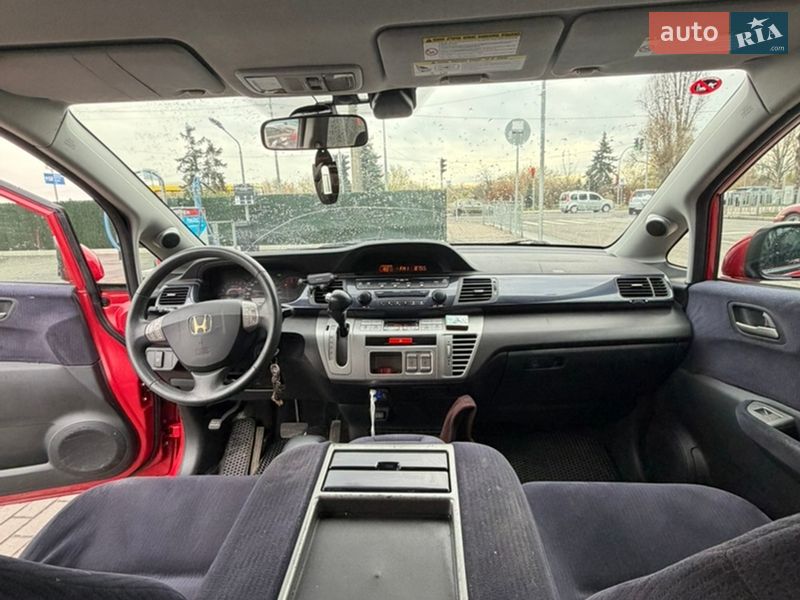 Микровэн Honda FR-V 2007 в Киеве фото 17 Микровэн Honda FR-V 2007 в Киеве