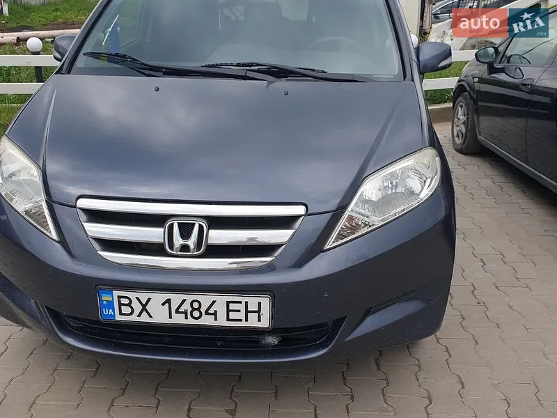 Honda FR-V 2005