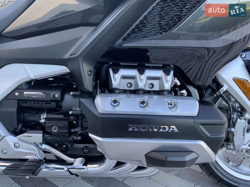 Мотоцикл Круизер Honda GL 1800 Gold Wing Tour 2021 в Ужгороде фото 34 Мотоцикл Круизер Honda GL 1800 Gold Wing Tour 2021 в Ужгороде