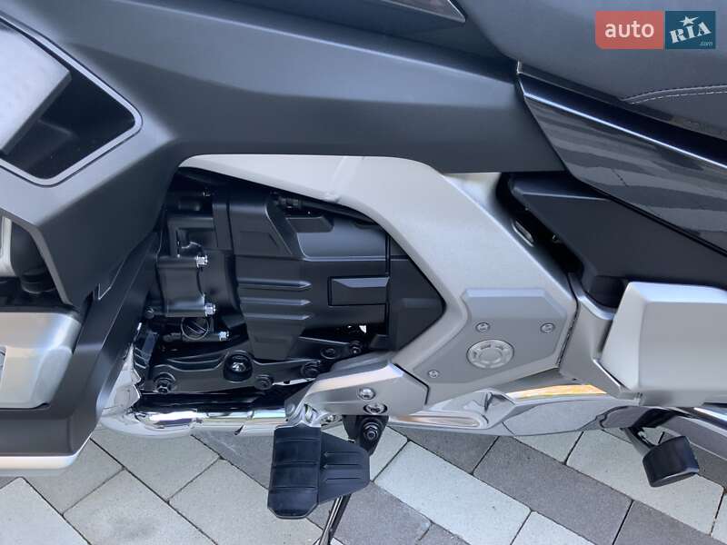 Мотоцикл Круизер Honda GL 1800 Gold Wing Tour 2021 в Ужгороде фото 36 Мотоцикл Круизер Honda GL 1800 Gold Wing Tour 2021 в Ужгороде