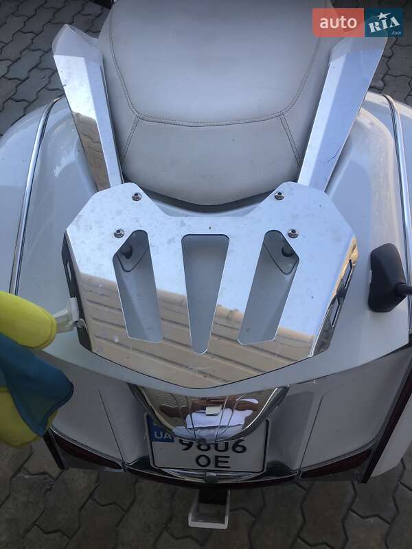 Мотоцикл Туризм Honda GL 1800 Gold Wing 2013 в Днепре