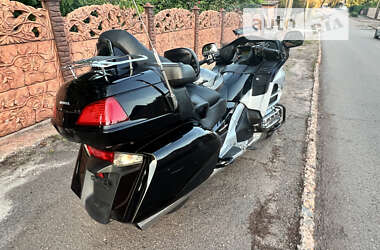 Мотоцикл Круизер Honda GL 1800 Gold Wing 2012 в 