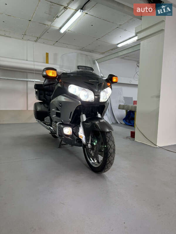Honda GL 1800 Gold Wing 2014