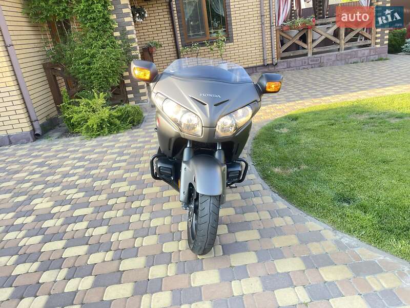 Мотоцикл Круизер Honda GL 1800 Gold Wing 2017 в Крюковщине