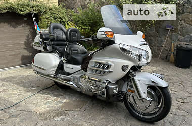 Мотоцикл Круизер Honda GL 1800 Gold Wing 2010 в 