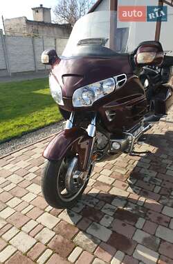 Мотоцикл Круизер Honda GL 1800 Gold Wing 2004 в 
