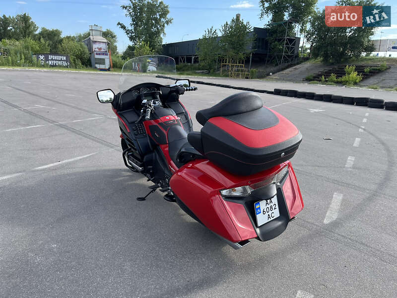 Мотоцикл Туризм Honda GL 1800 Gold Wing 2013 в Києві
