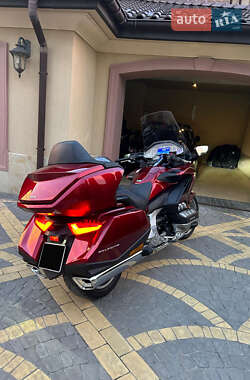 Мотоцикл Туризм Honda GL 1800 Gold Wing 2018 в 