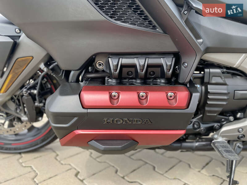 Мотоцикл Круизер Honda GL 1800 Gold Wing 2020 в Киеве фото 26 Мотоцикл Круизер Honda GL 1800 Gold Wing 2020 в Киеве