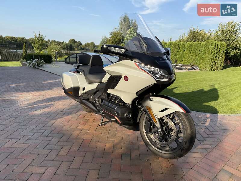 Мотоцикл Туризм Honda GL 1800 Gold Wing 2021 в 