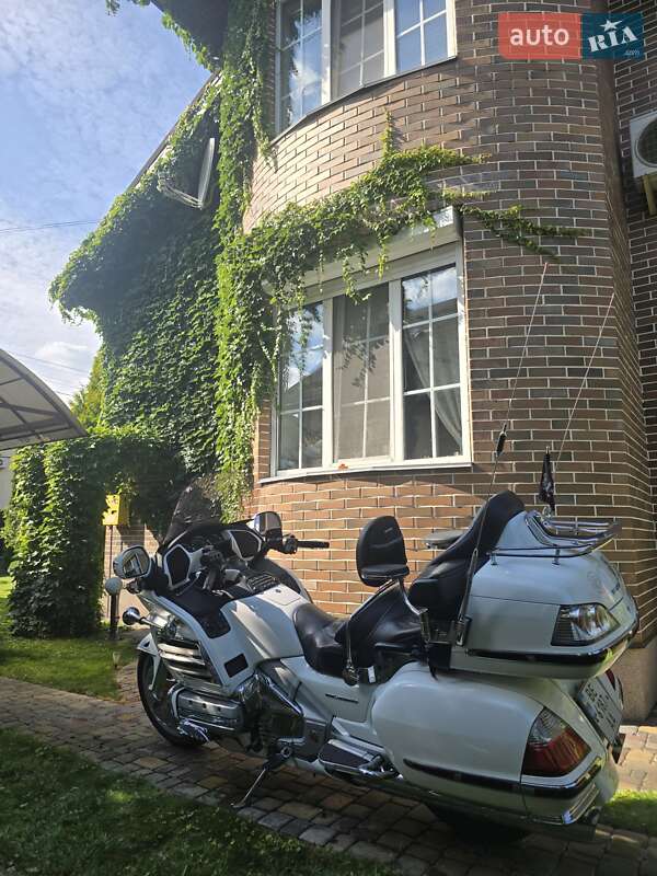 Мотоцикл Круизер Honda GL 1800 Gold Wing 2007 в Киеве фото 7 Мотоцикл Круизер Honda GL 1800 Gold Wing 2007 в Киеве