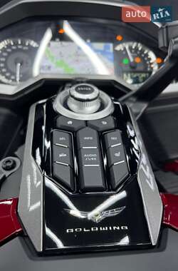 Мотоцикл Спорт-туризм Honda GL 1800 Gold Wing 2018 в 