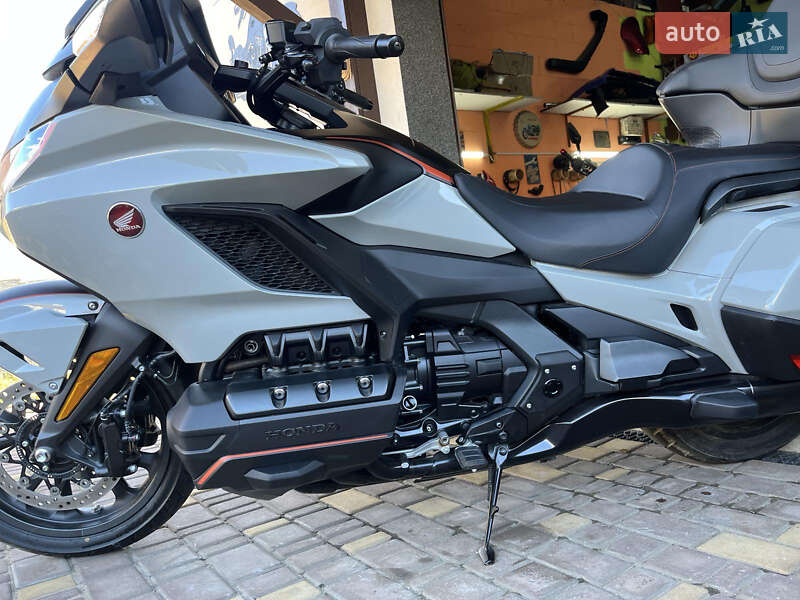 Мотоцикл Круизер Honda GL 1800 Gold Wing 2021 в Днепре фото 3 Мотоцикл Круизер Honda GL 1800 Gold Wing 2021 в Днепре