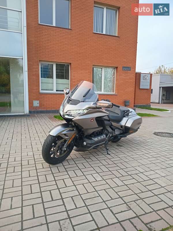Мотоцикл Туризм Honda GL 1800 Gold Wing 2020 в Киеве фото 8 Мотоцикл Туризм Honda GL 1800 Gold Wing 2020 в Киеве