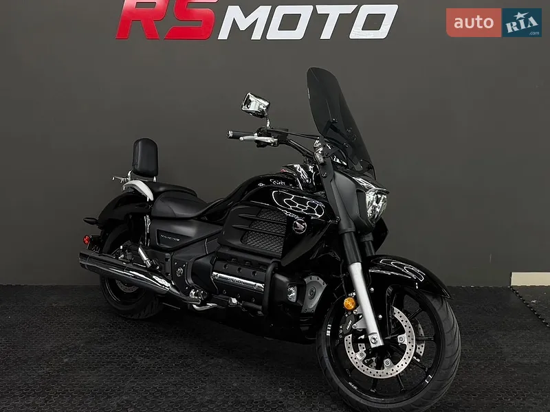 Honda GL 1800 Gold Wing 2014