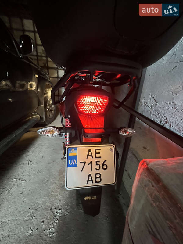 Мотоцикл Без обтікачів (Naked bike) Honda GLR 125 2015 в Дніпрі