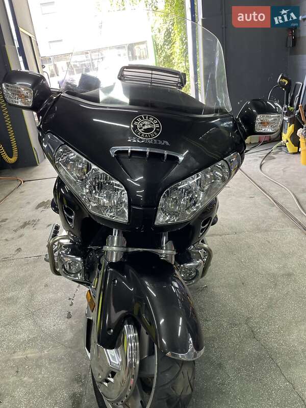 Мотоцикл Туризм Honda Gold Wing F6B 2010 в Львове фото 3 Мотоцикл Туризм Honda Gold Wing F6B 2010 в Львове