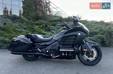 Мотоцикл Круизер Honda Gold Wing F6B 2013 в 