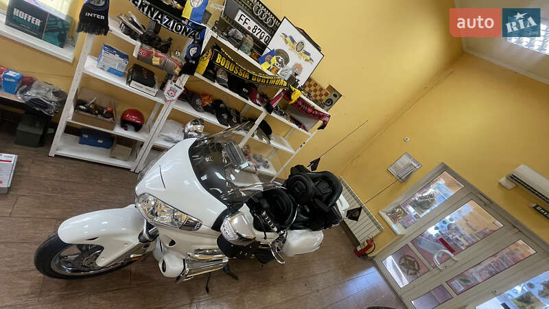 Мотоцикл Круізер Honda Gold Wing GL 1800 2008 в Києві