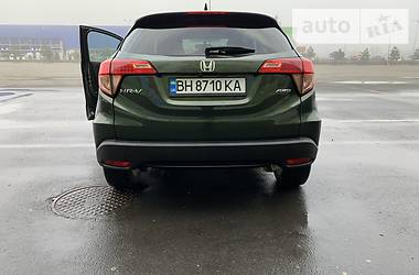 Внедорожник / Кроссовер Honda HR-V 2015 в Одессе