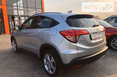 Позашляховик / Кросовер Honda HR-V 2016 в 