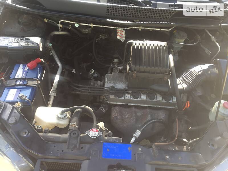 Внедорожник / Кроссовер Honda HR-V 2005 в Сокирянах