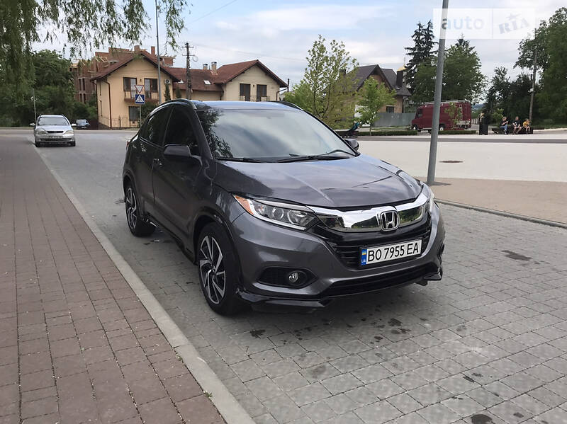 Внедорожник / Кроссовер Honda HR-V 2019 в Львове