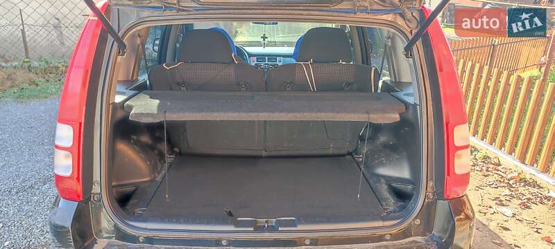 Внедорожник / Кроссовер Honda HR-V 2005 в Межгорье