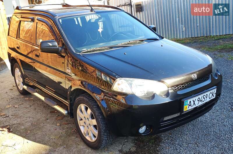 Внедорожник / Кроссовер Honda HR-V 2005 в Межгорье