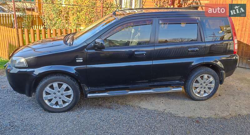 Внедорожник / Кроссовер Honda HR-V 2005 в Межгорье