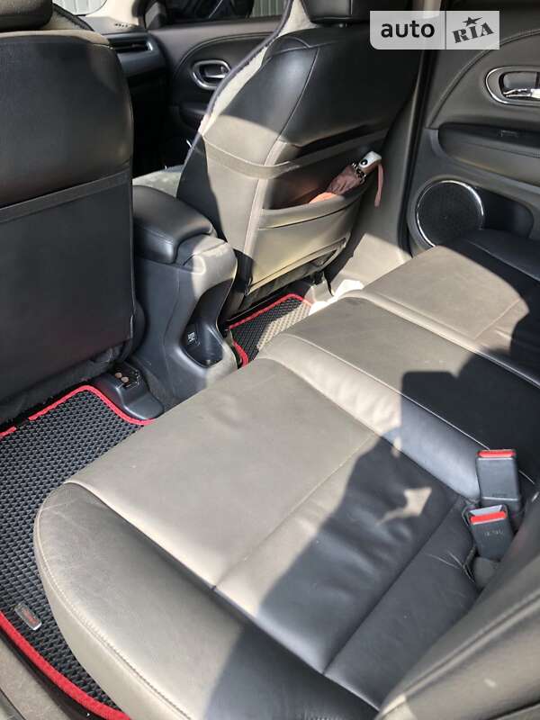 Внедорожник / Кроссовер Honda HR-V 2016 в Коломые