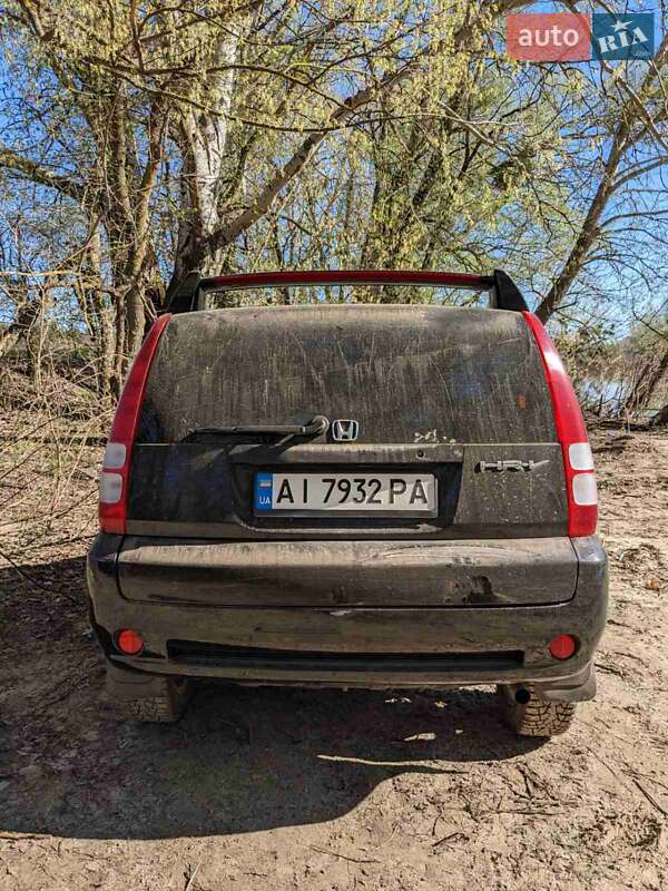 Внедорожник / Кроссовер Honda HR-V 2004 в Каневе