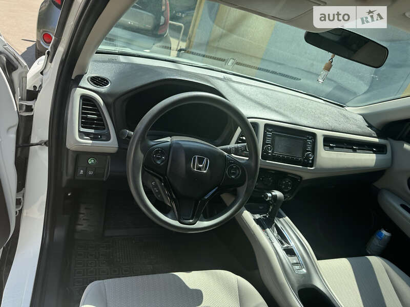 Позашляховик / Кросовер Honda HR-V 2016 в Житомирі