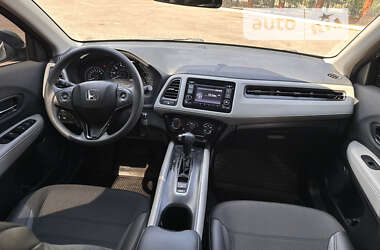 Внедорожник / Кроссовер Honda HR-V 2018 в Кривом Роге