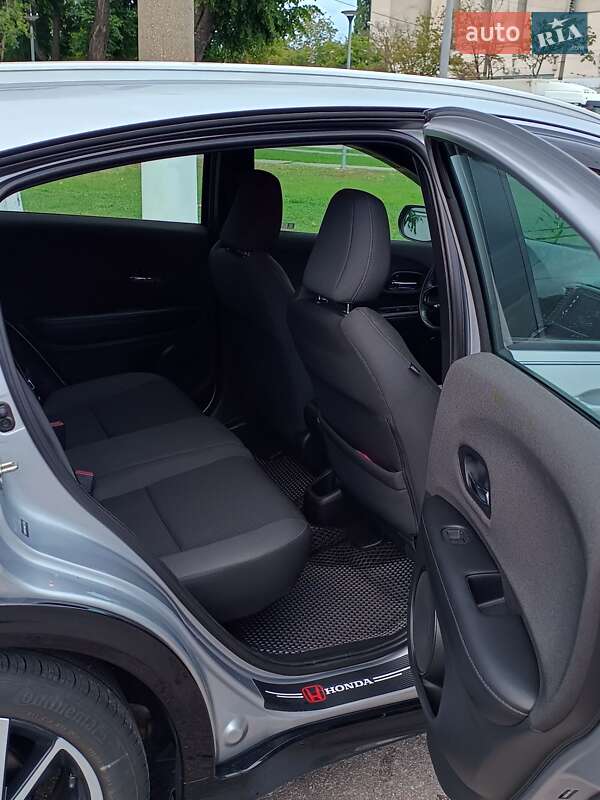 Позашляховик / Кросовер Honda HR-V 2019 в Харкові